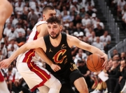 九游娱乐培训-骑士队换帅决定，球员训练备战态度积极的简单介绍