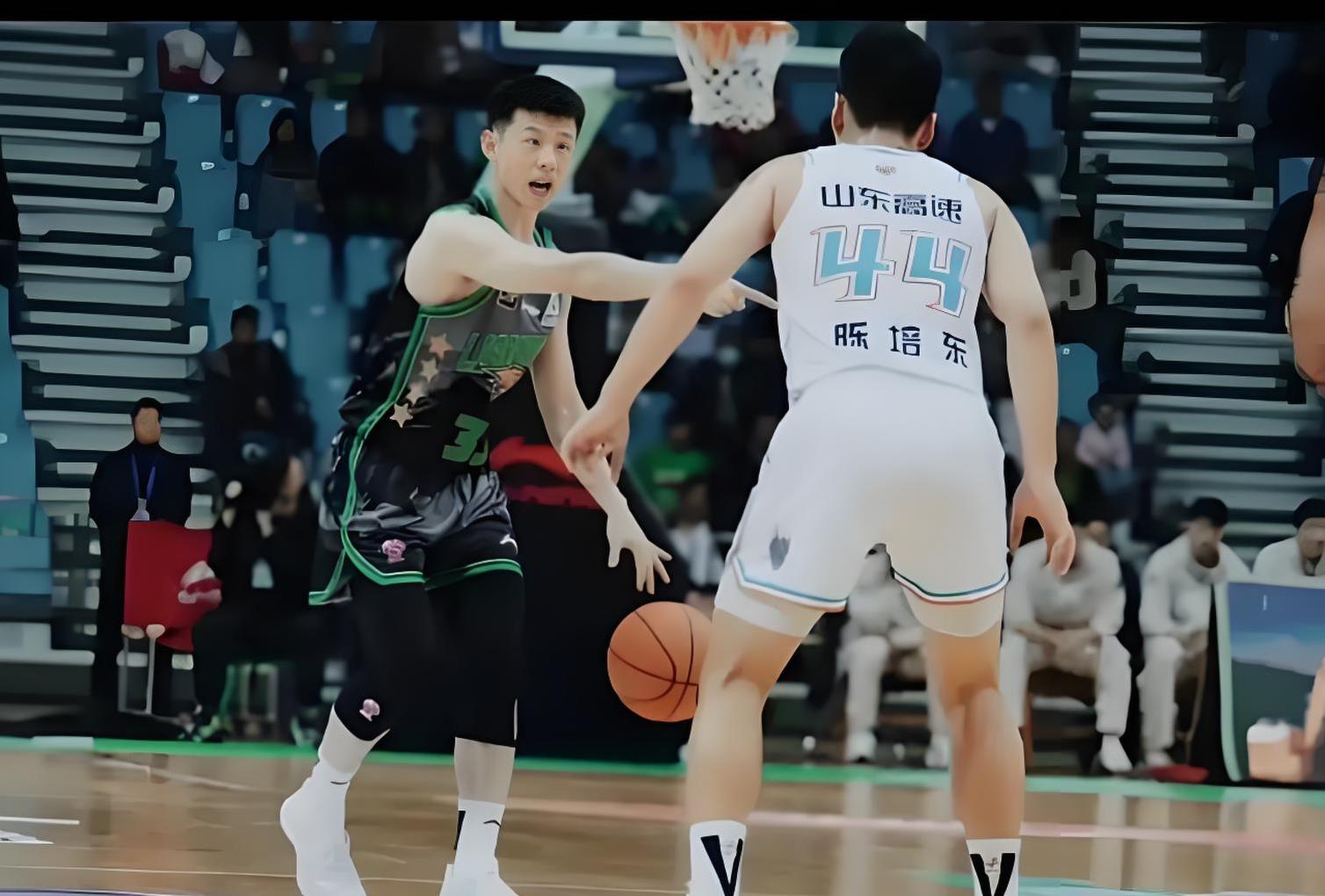 九游娱乐在线-关于球队主场迎战强劲对手，胜负悬念引发热议的信息