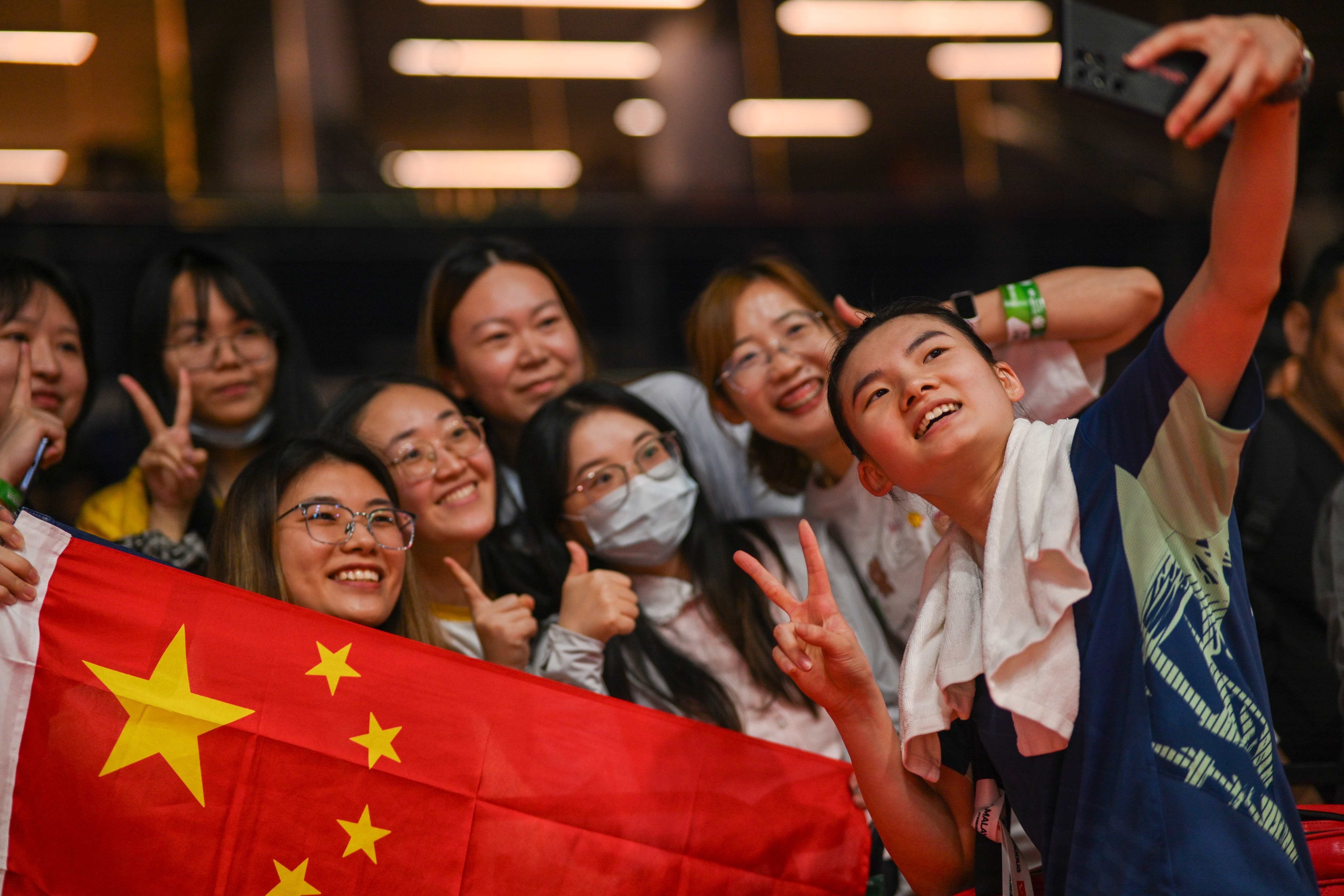包含马来西亚球队表现稳健，亚洲冠赛精彩纷呈的词条