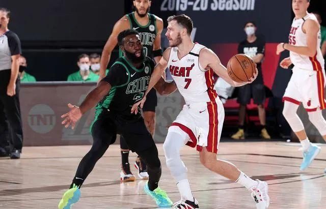 包含欧洲大陆选手再下一城，完成逆袭的词条