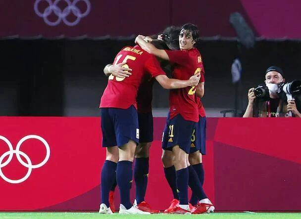 波兰主场完胜以色列，提前锁定小组第一的简单介绍