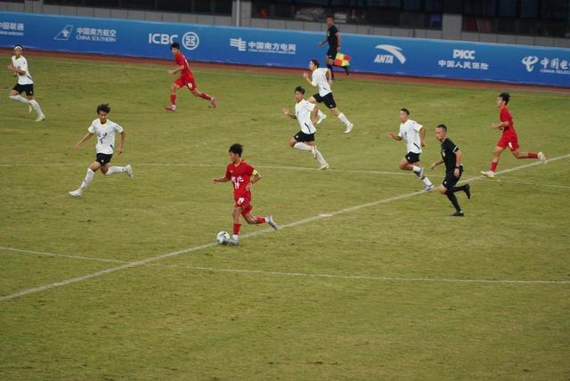 湖北队队员精神状态高涨，打出精彩比赛