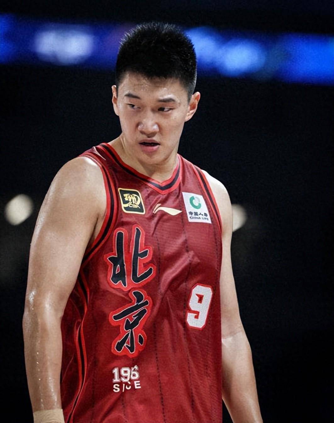 北京首钢队推出全新赛季主场球衣，展现新气象的简单介绍