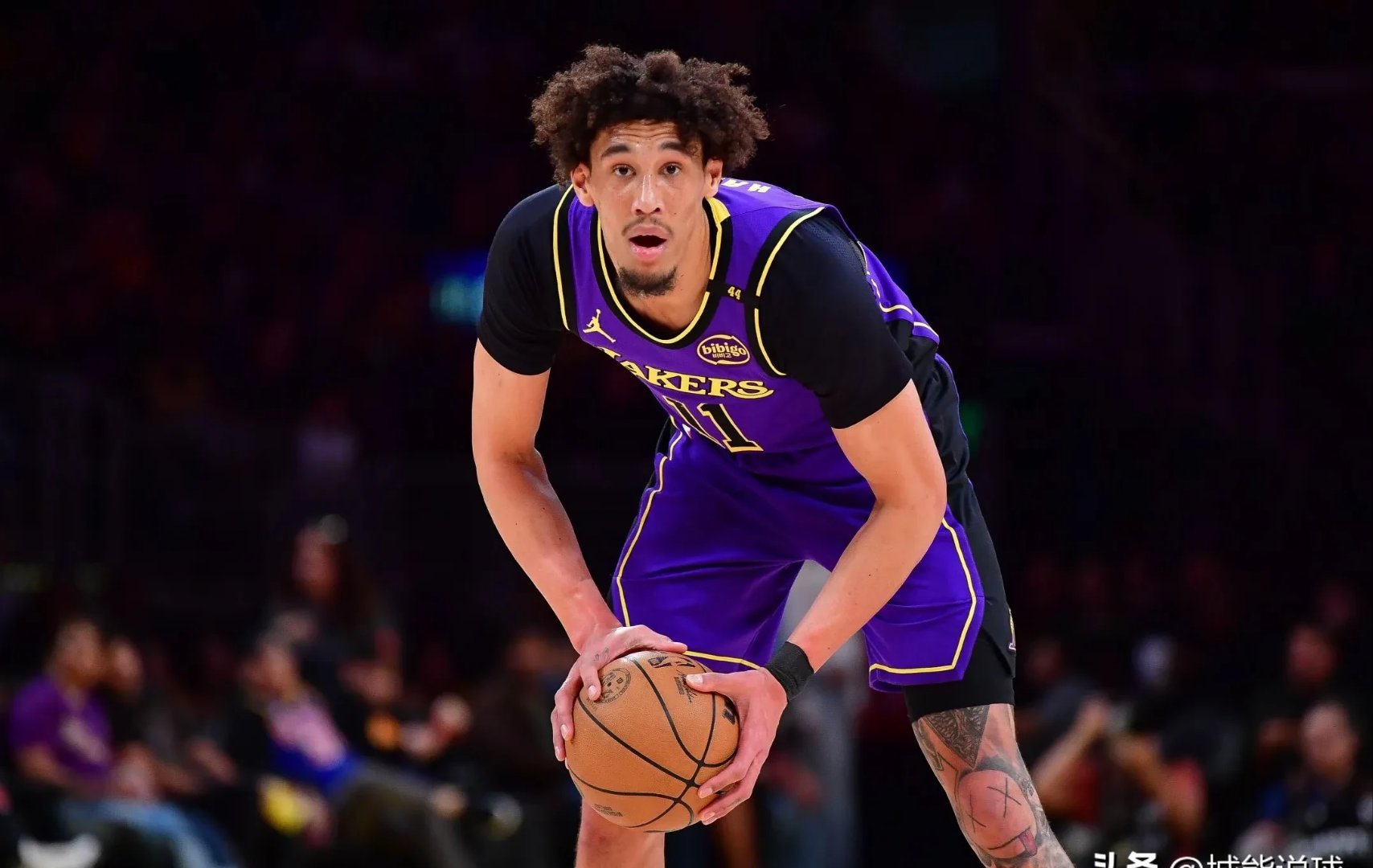 包含湖人主教练因健康原因缺席多场比赛的词条