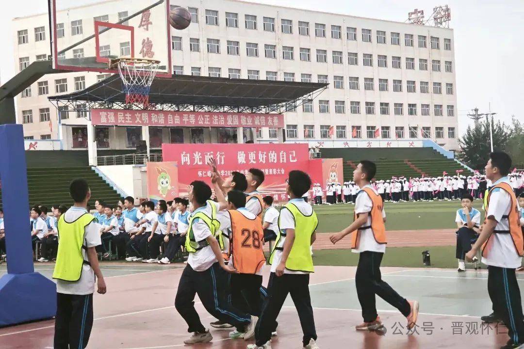 包含劲旅对阵，实力碰撞，一场悬念盎然的比赛的词条