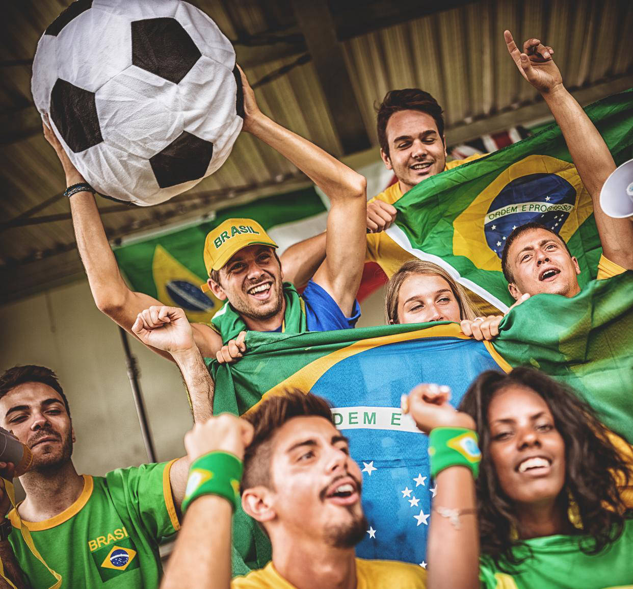 激烈角逐！欧洲足球锦标赛预选赛，球队实力均衡的简单介绍