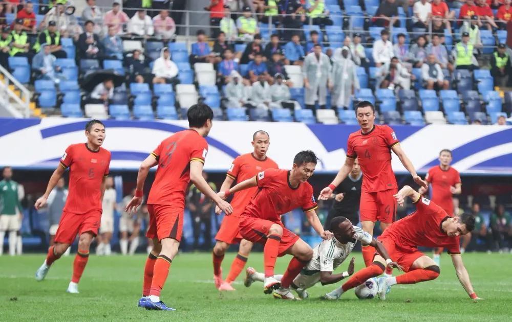 亚洲球队奋力争取季后赛资格