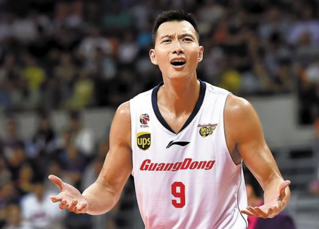 易建联出战广东队，成绩优异