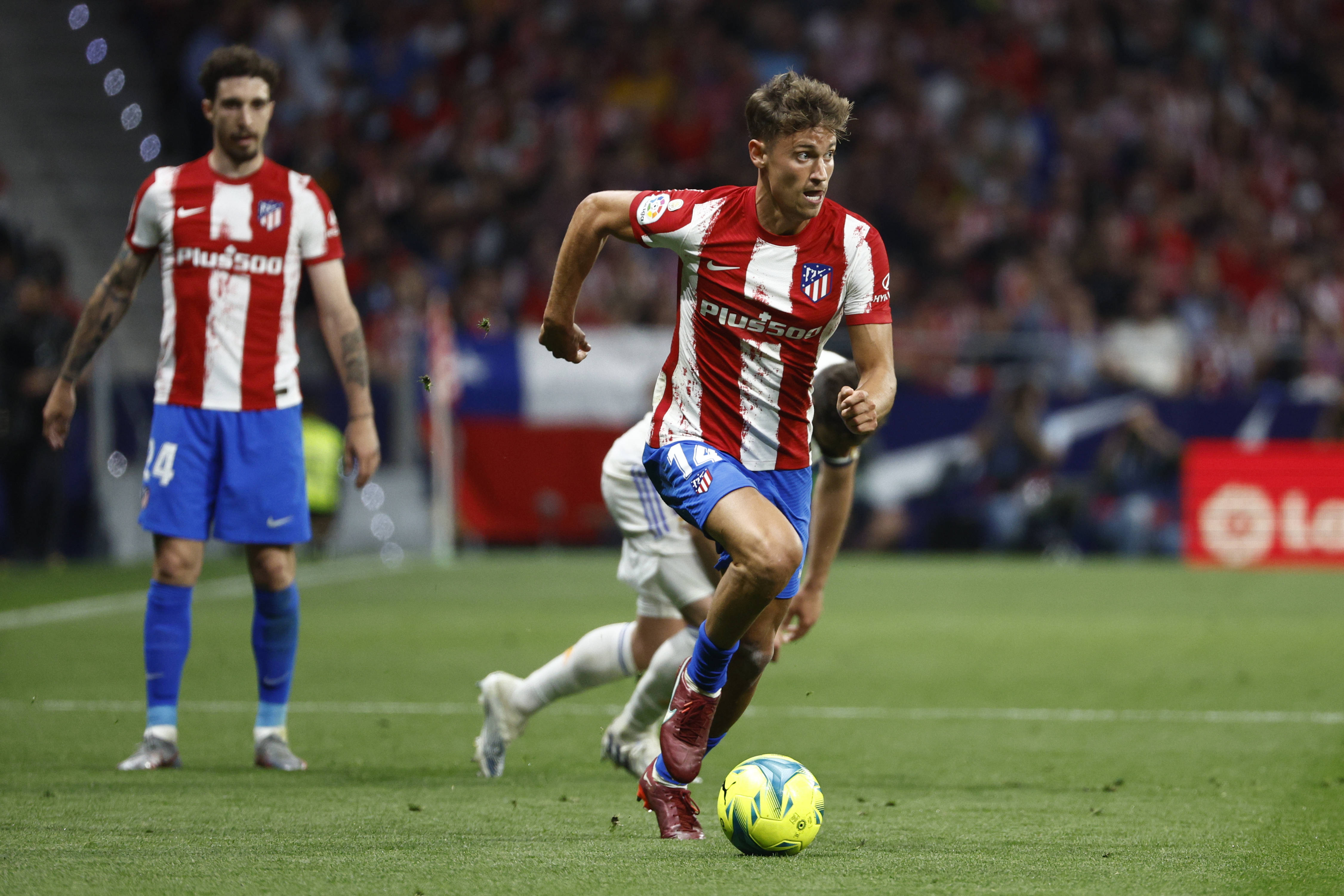 马德里竞技击败对手取得胜利