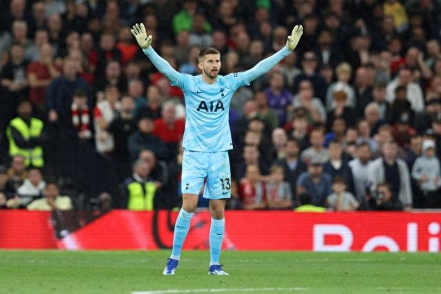 热刺凭借一记绝杀，险胜关键战役