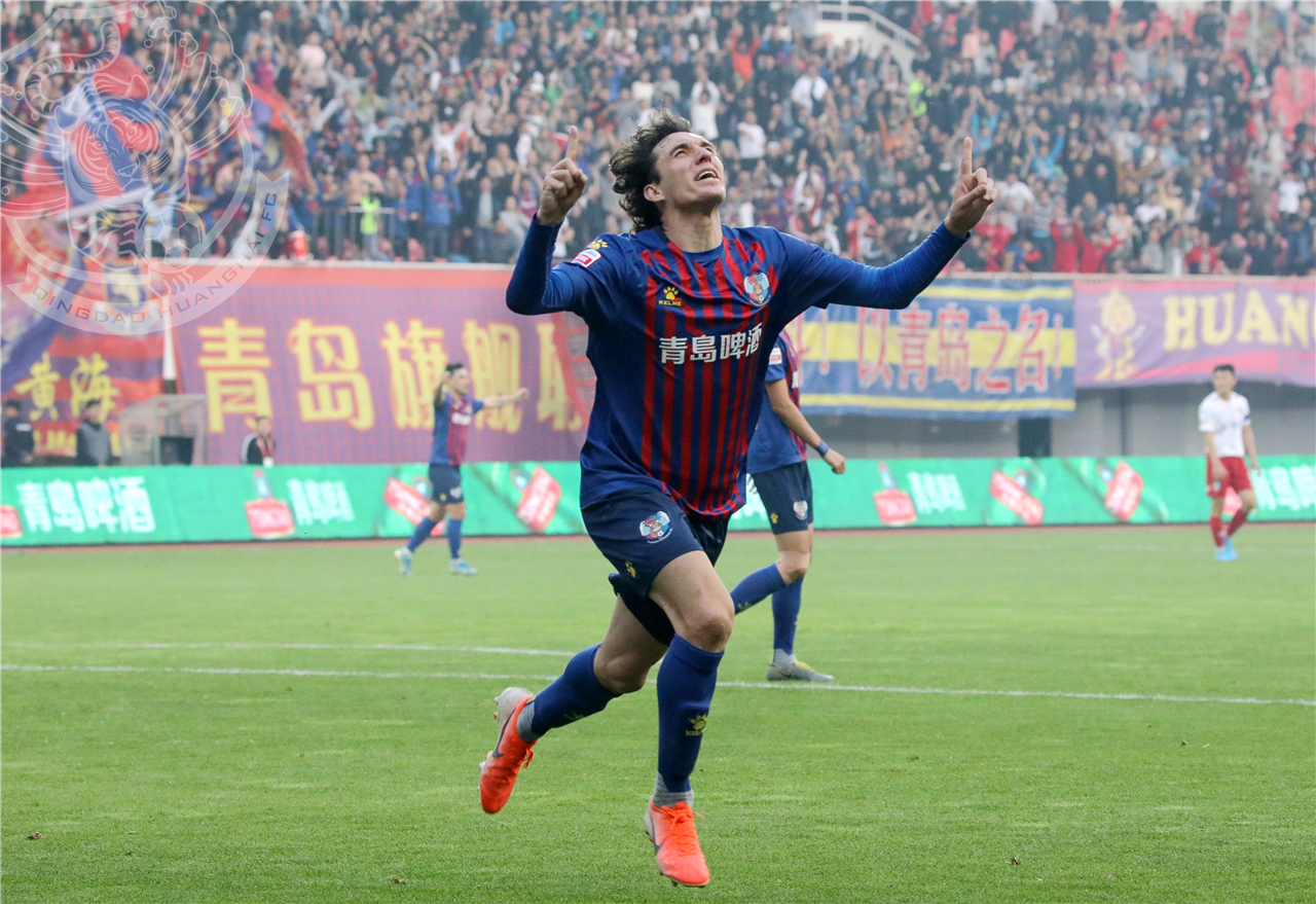 激情拼搏:瑞士拳击选手力克对手斩获金牌的简单介绍 激情拼搏:瑞士拳击选手力克对手斩获金牌的简单介绍